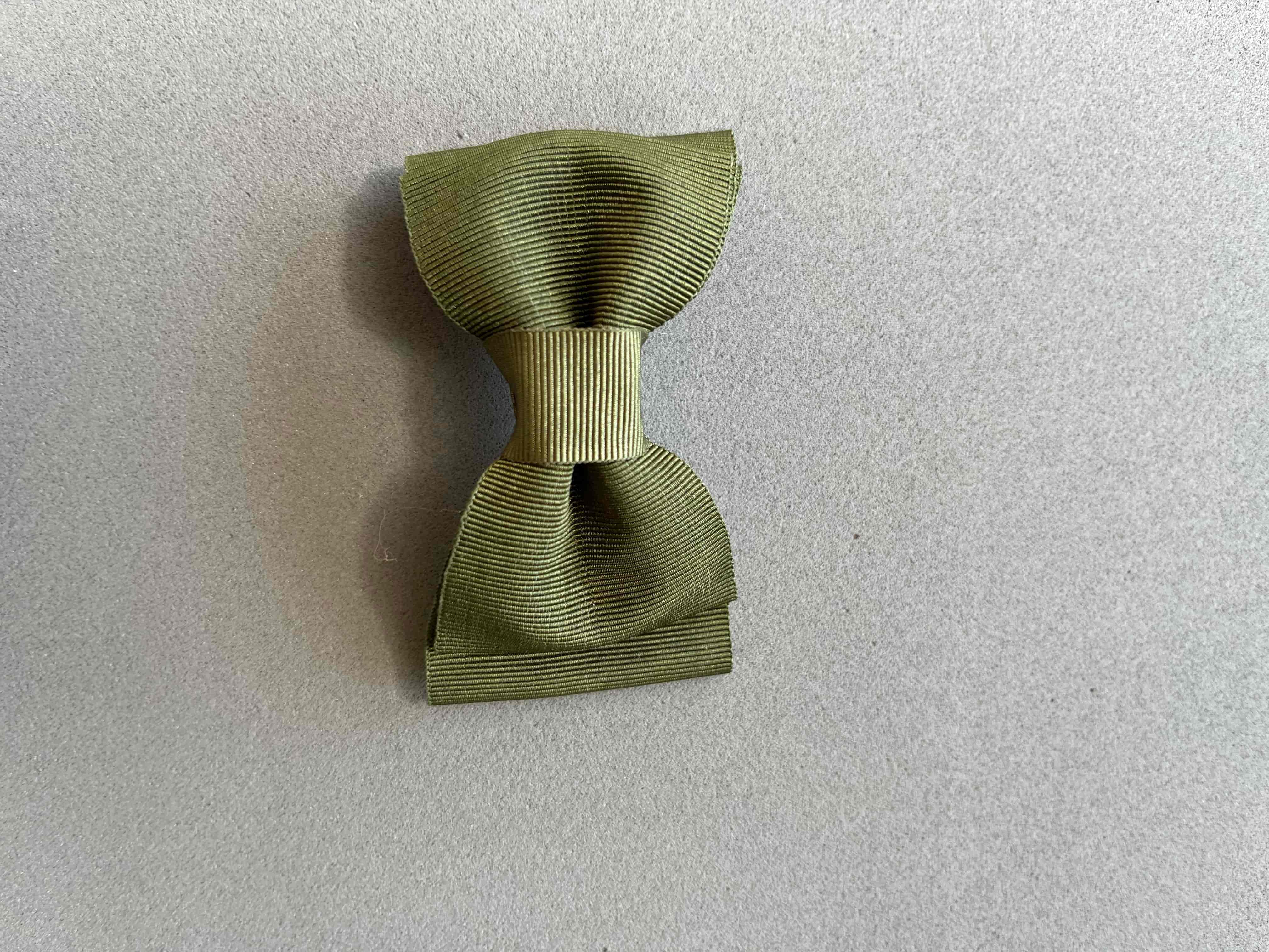 INDIA Broche Pinza